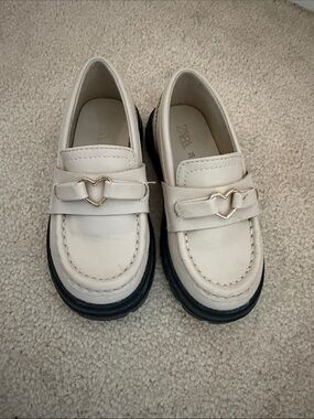 Zara Cream Loafers with Gold Heart Accent